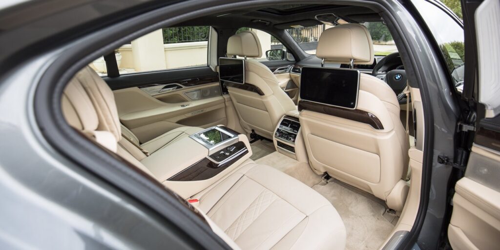 airport chauffeur vehicle in Perth